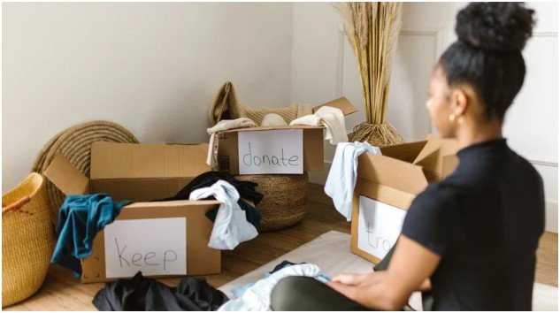 Depersonalize and Declutter to Create a Blank Canvas