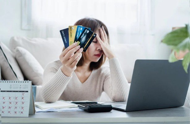 How a Line of Credit Can Help Manage Cash Flow